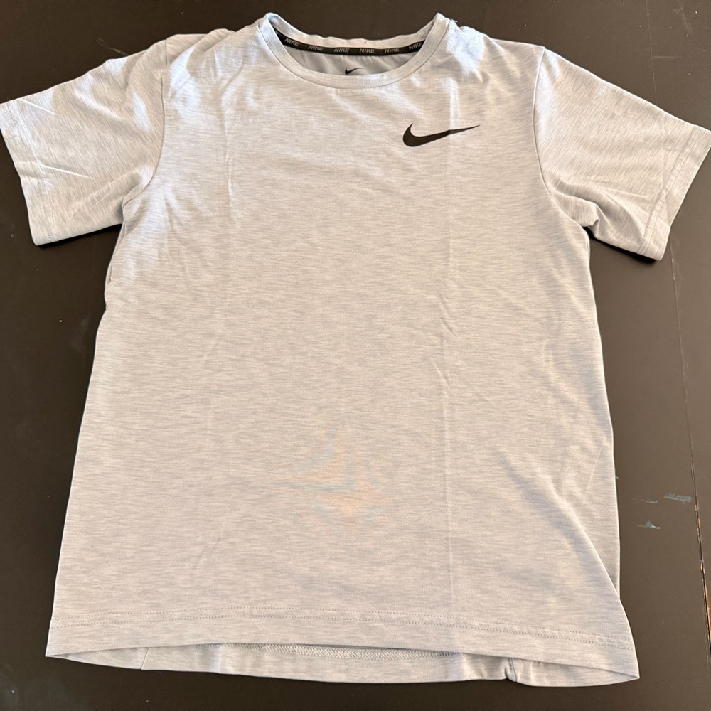 Nike Kids Light Gray Short Sleeve Tee